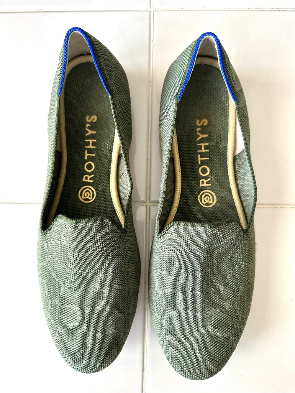 Rothy’s The Loafer Olive Green Navy Blue Trim Flats Size 9.5 Retired - Picture 3 of 7